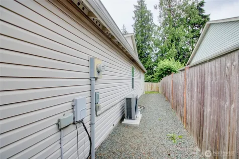 3205 Arbor Street Mount Vernon WA 98273