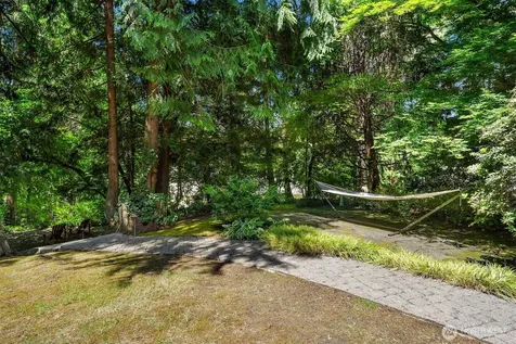 3107 142nd Place NE Bellevue WA 98007