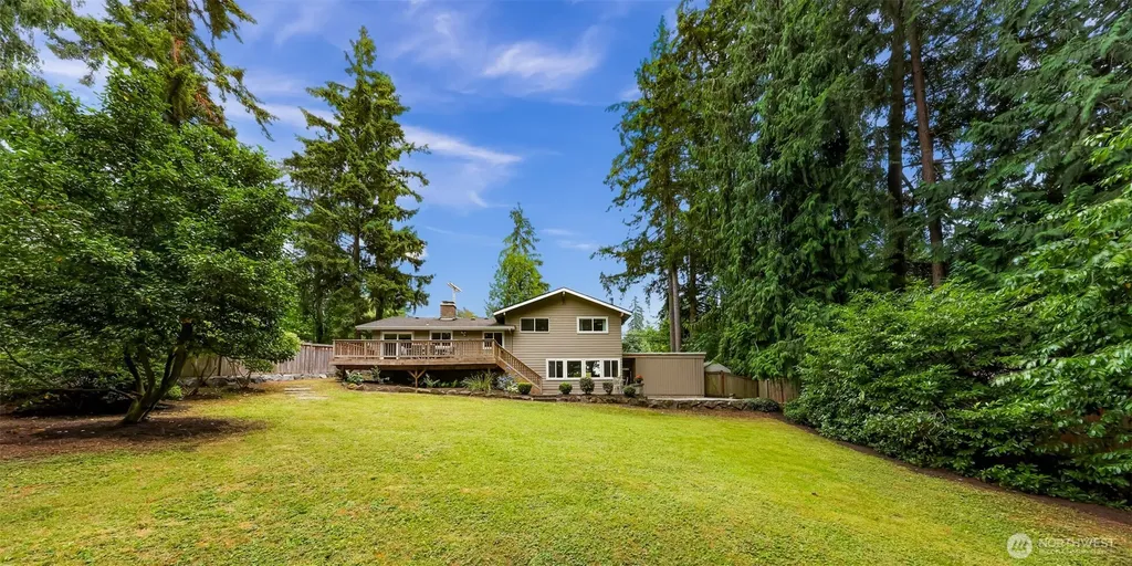 19115 104th Avenue NE Bothell WA 98011