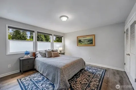 19115 104th Avenue NE Bothell WA 98011