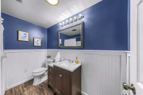 19115 104th Avenue NE Bothell WA 98011