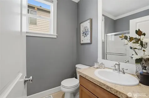 15324 128th Avenue NE Woodinville WA 98072