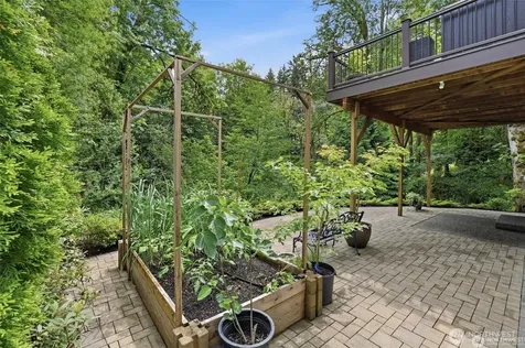 15324 128th Avenue NE Woodinville WA 98072