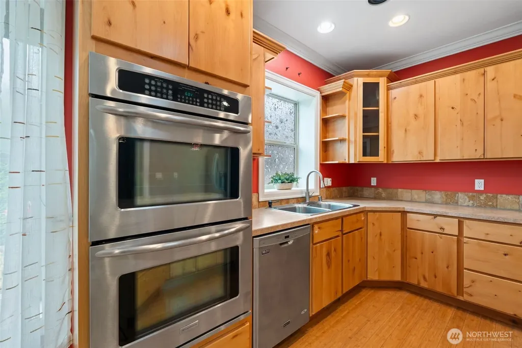 118 Peninsula Kelso WA 98626