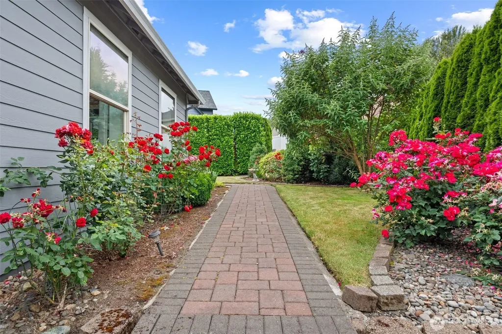 118 Peninsula Kelso WA 98626