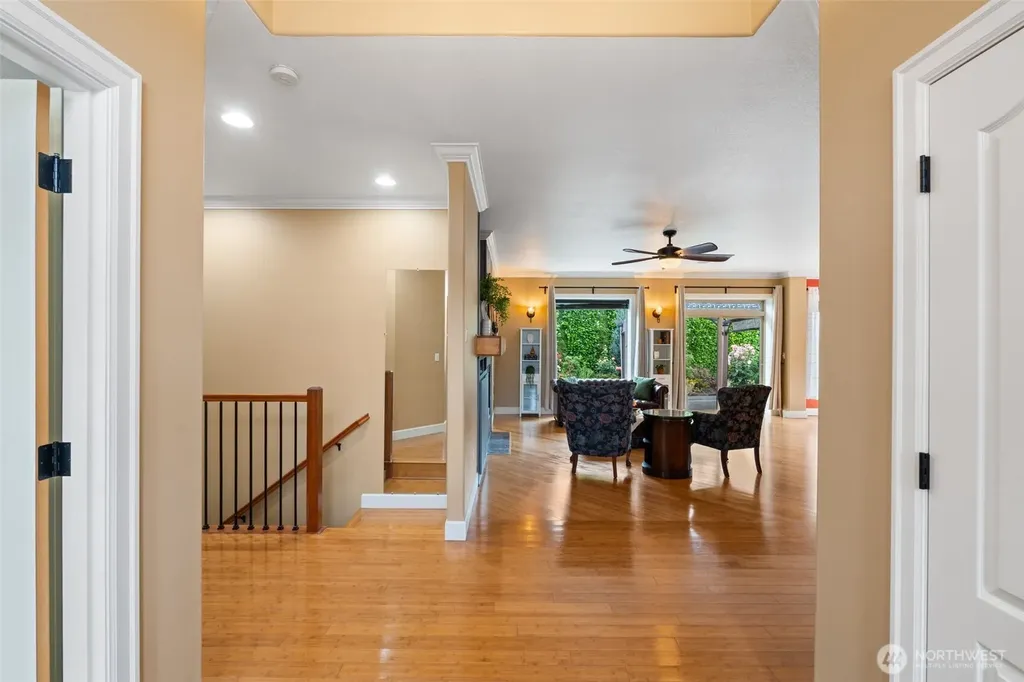 118 Peninsula Kelso WA 98626