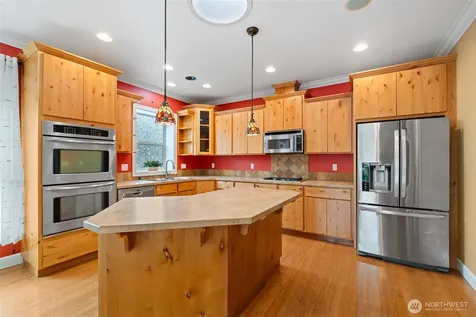 118 Peninsula Kelso WA 98626