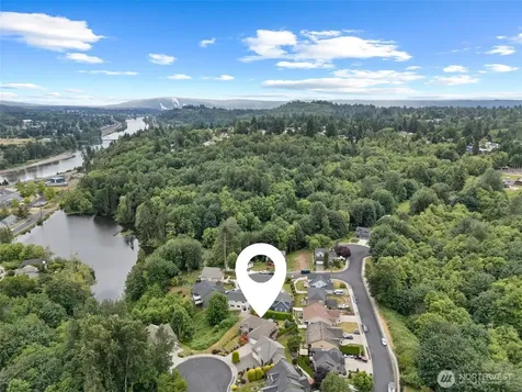 118 Peninsula Kelso WA 98626