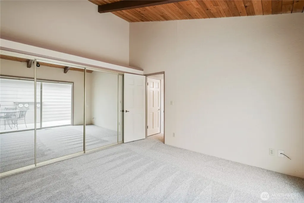 1310 River Road Longview WA 98632