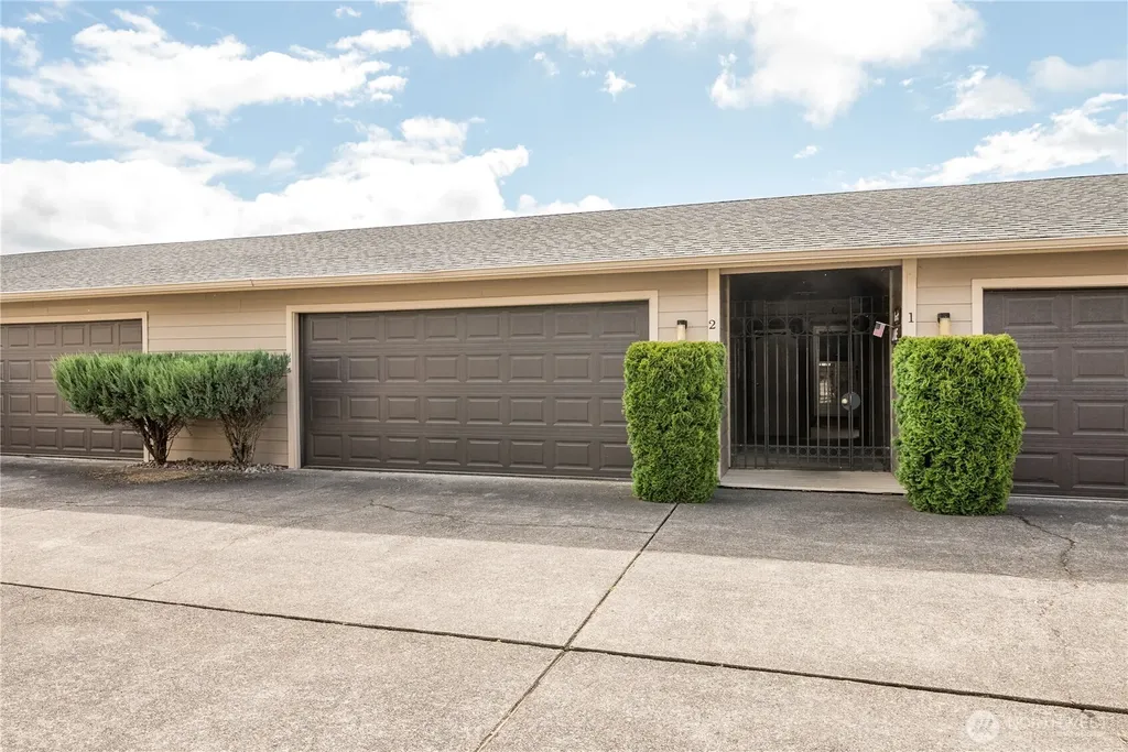 1310 River Road Longview WA 98632