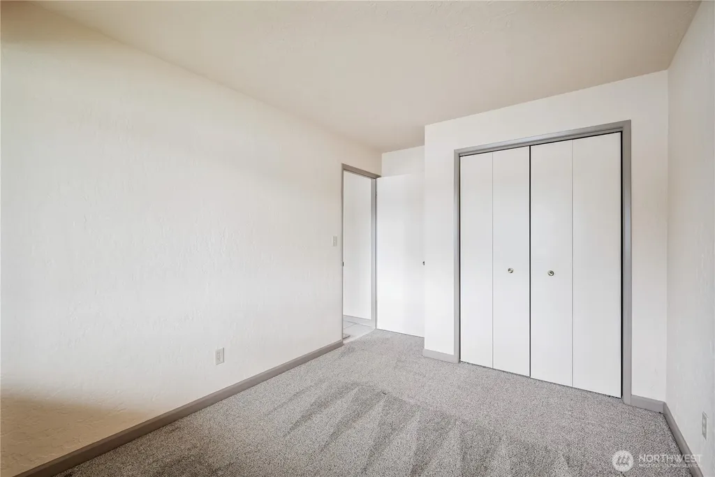1310 River Road Longview WA 98632