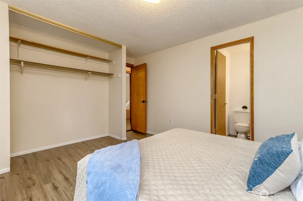 15406 11th Avenue Ct E Tacoma WA 98445