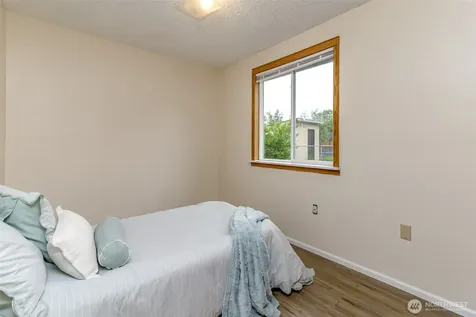15406 11th Avenue Ct E Tacoma WA 98445