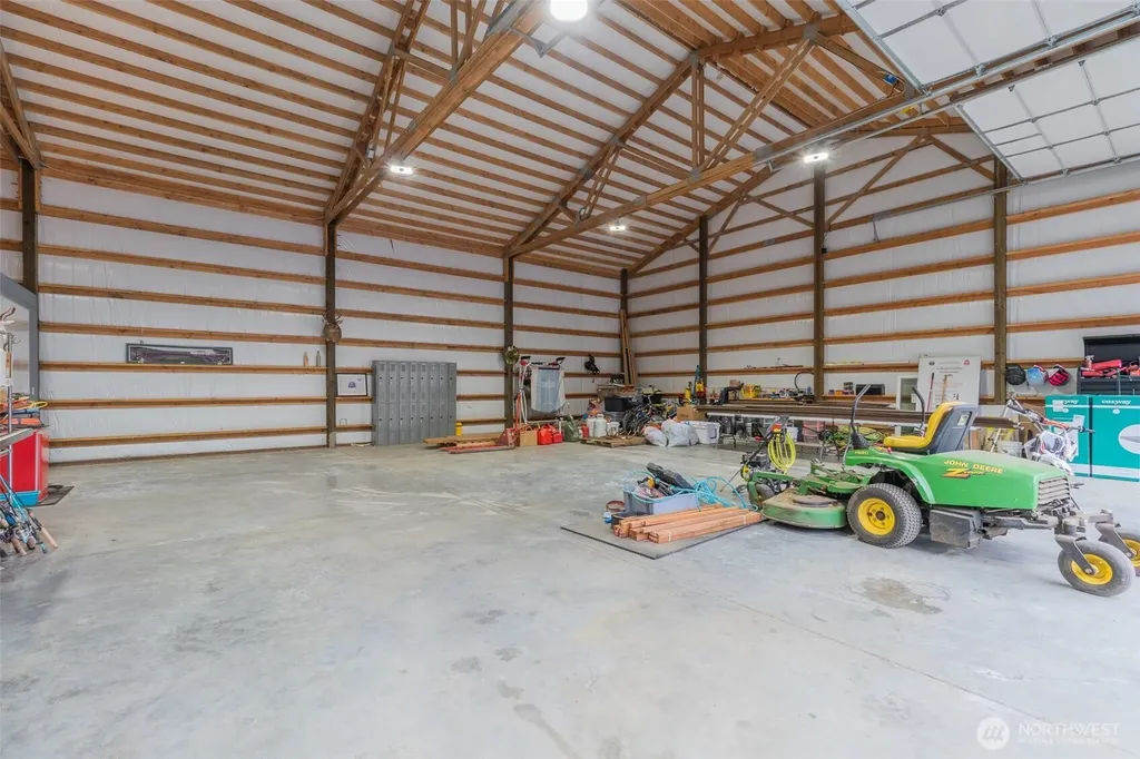 7590 SE Lynch Road Shelton WA 98584