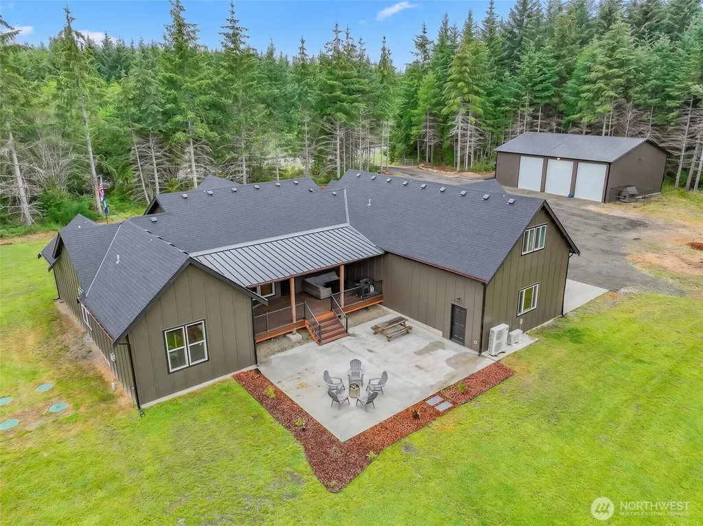 7590 SE Lynch Road Shelton WA 98584