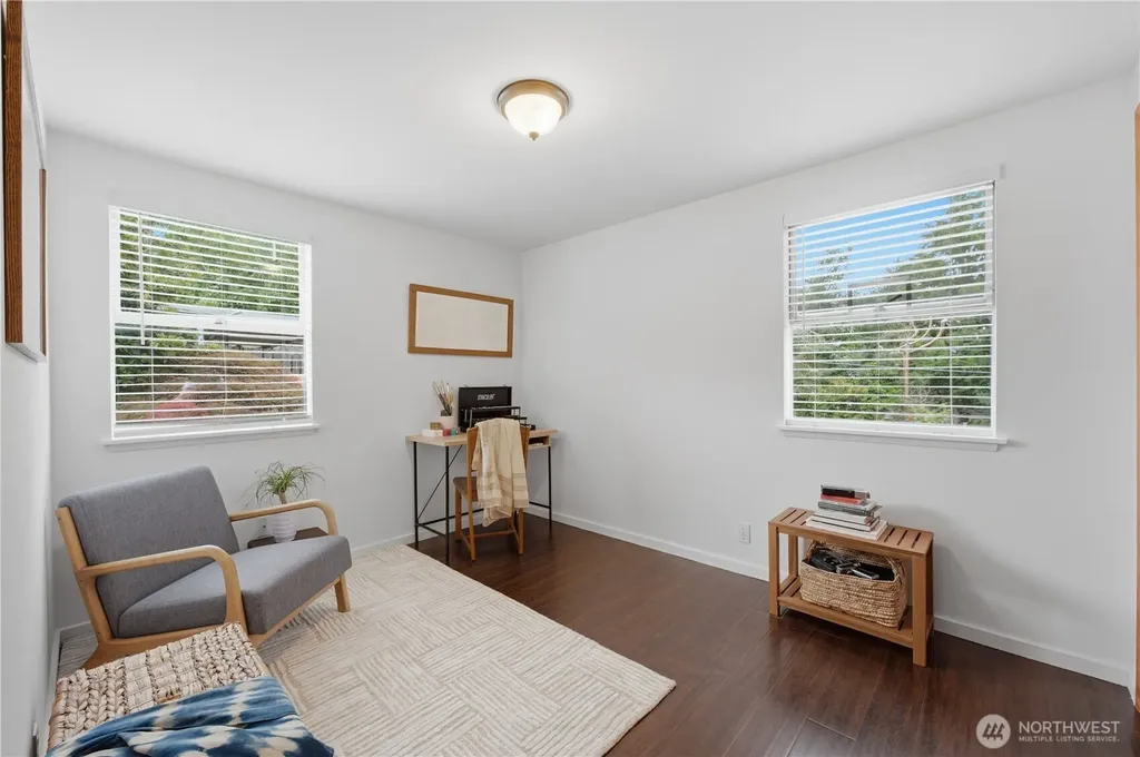 9231 26th Avenue SW Seattle WA 98106