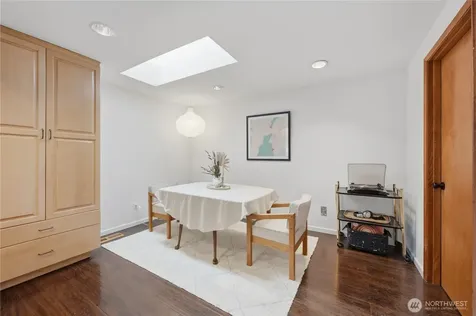 9231 26th Avenue SW Seattle WA 98106