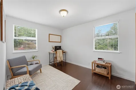 9231 26th Avenue SW Seattle WA 98106