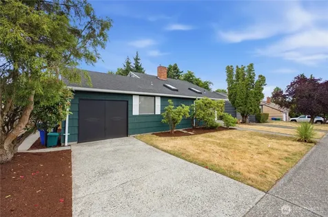 9231 26th Avenue SW Seattle WA 98106