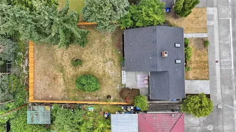 9231 26th Avenue SW Seattle WA 98106