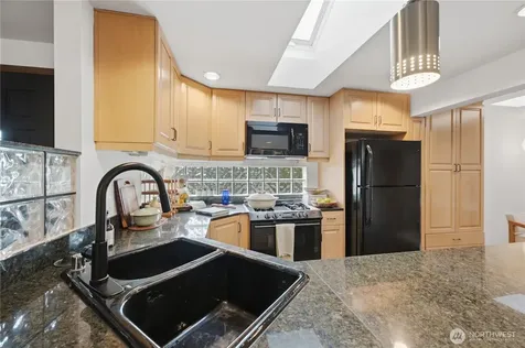 9231 26th Avenue SW Seattle WA 98106