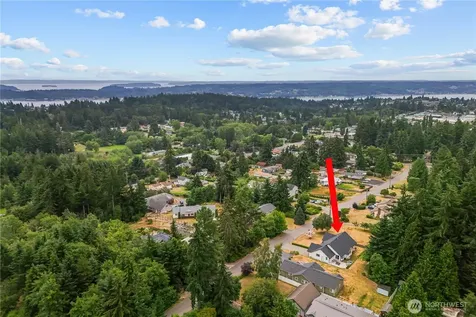 3531 Forest Drive NE Bremerton WA 98310