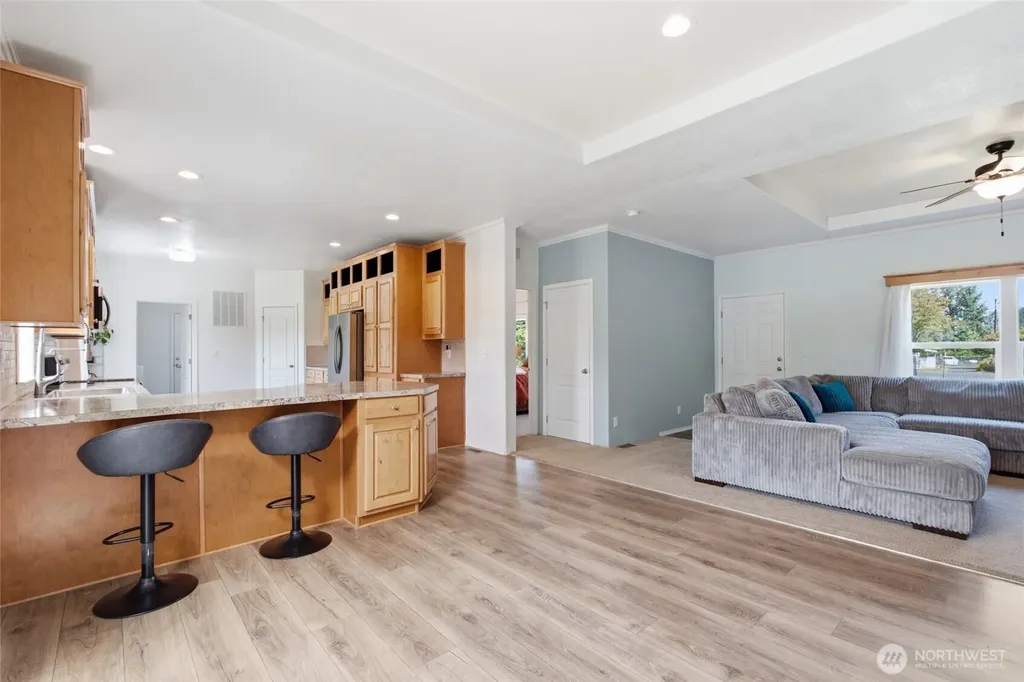 31 Community Lane Sequim WA 98382