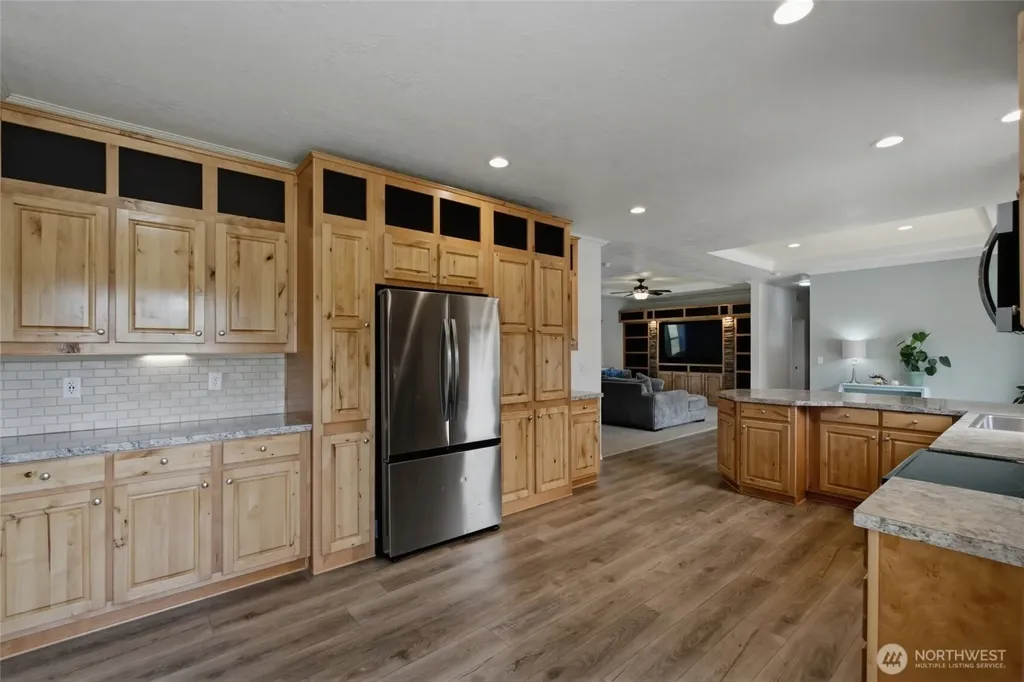 31 Community Lane Sequim WA 98382