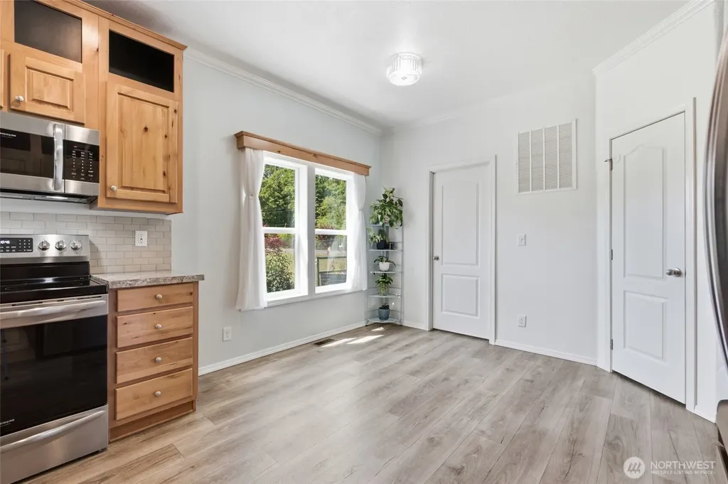 31 Community Lane Sequim WA 98382