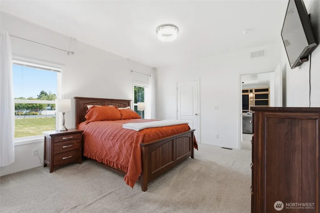 31 Community Lane Sequim WA 98382