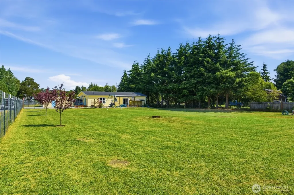 31 Community Lane Sequim WA 98382