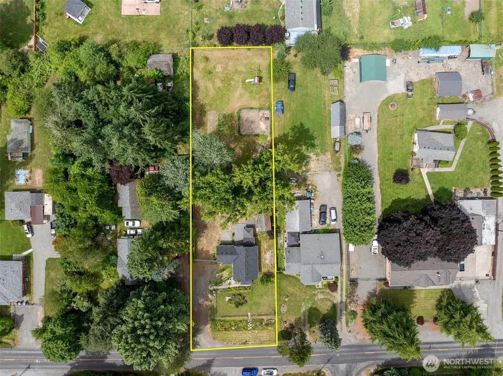 10208 Mckinley Avenue E Tacoma WA 98445