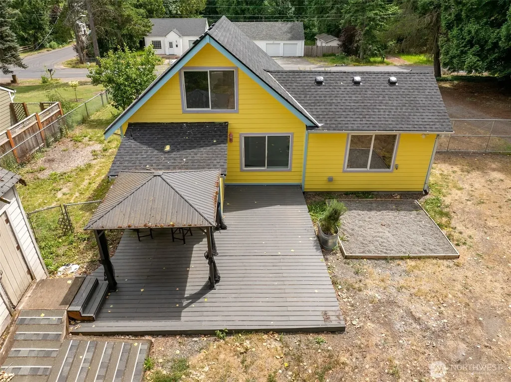10208 Mckinley Avenue E Tacoma WA 98445