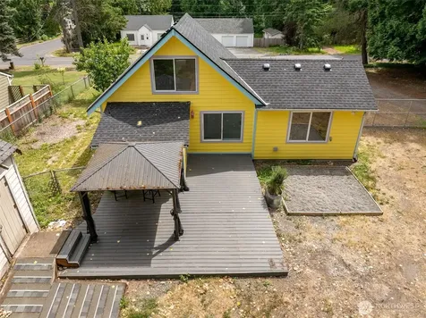 10208 Mckinley Avenue E Tacoma WA 98445