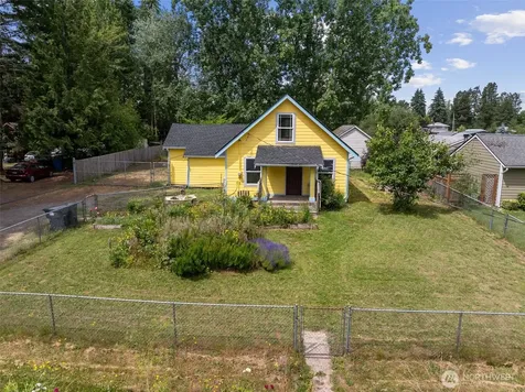 10208 Mckinley Avenue E Tacoma WA 98445