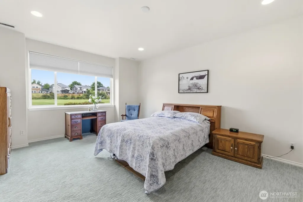 4345 Sinclair Loop NE Lacey WA 98516