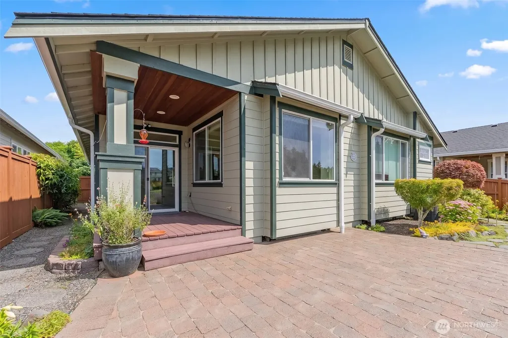 4345 Sinclair Loop NE Lacey WA 98516