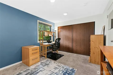 5506 220th St SW Mountlake Terrace WA 98043