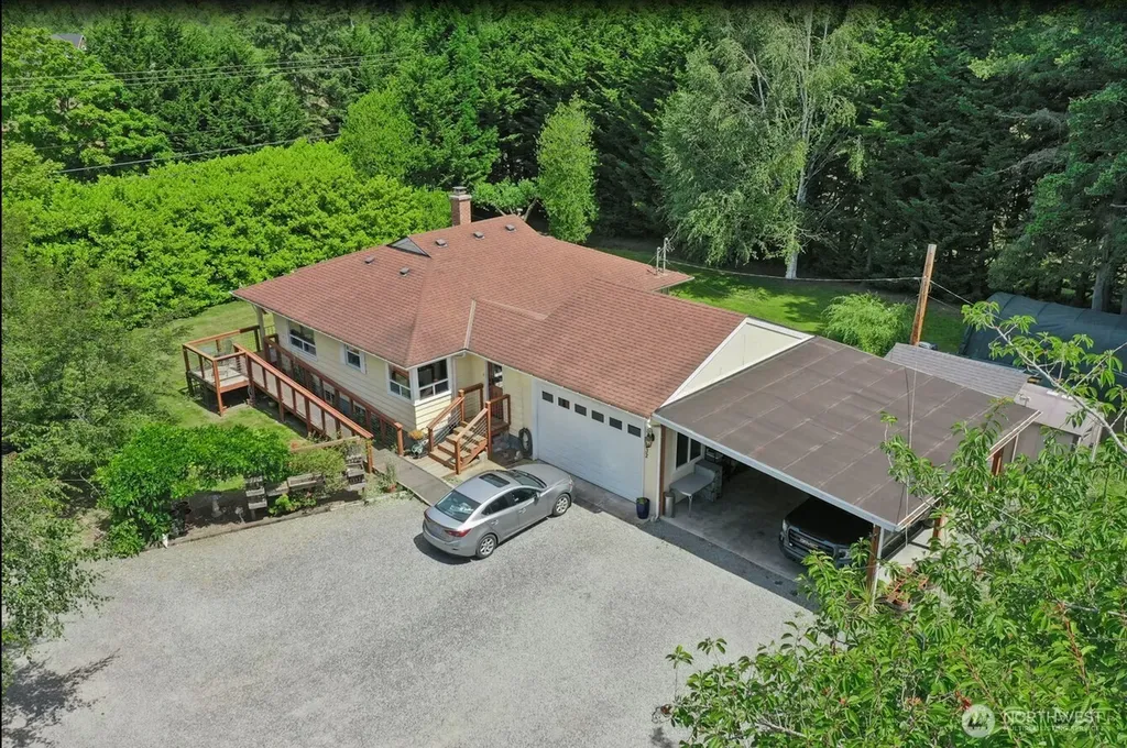 5232 300th Street NW Stanwood WA 98292