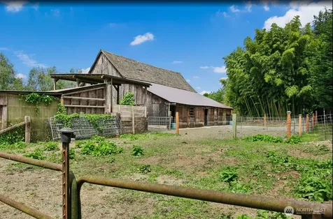5232 300th Street NW Stanwood WA 98292