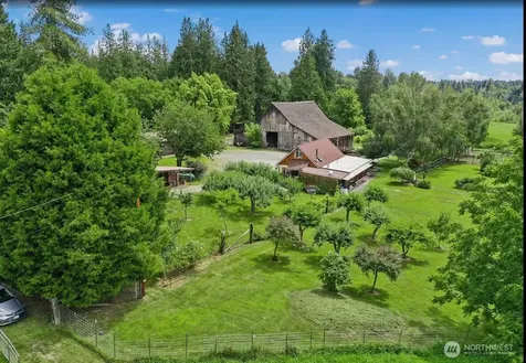 5232 300th Street NW Stanwood WA 98292