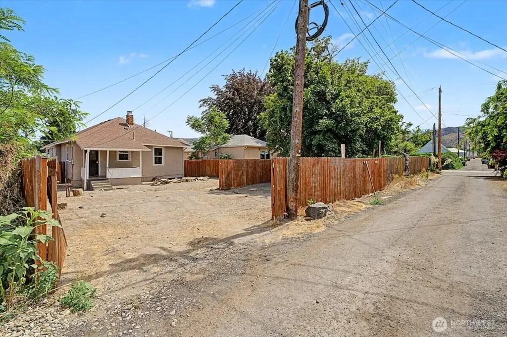 630 Kittitas Street Wenatchee WA 98801