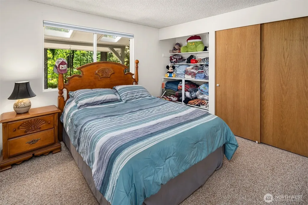 16530 237th Avenue SE Issaquah WA 98027