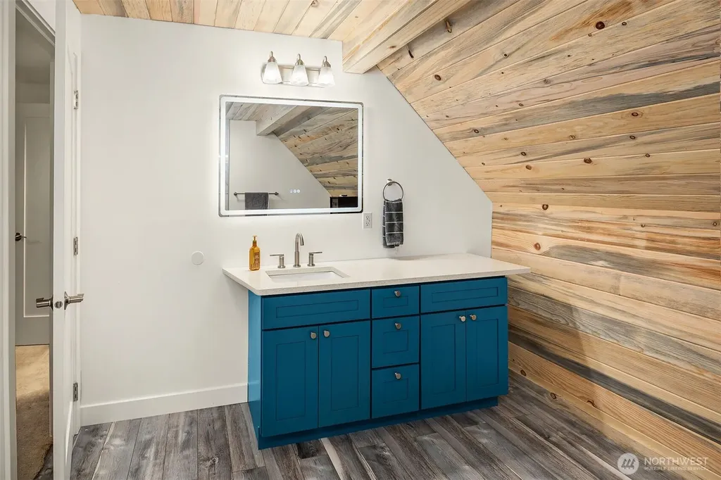 16530 237th Avenue SE Issaquah WA 98027