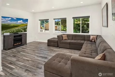 16530 237th Avenue SE Issaquah WA 98027
