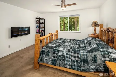 16530 237th Avenue SE Issaquah WA 98027