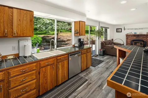 16530 237th Avenue SE Issaquah WA 98027