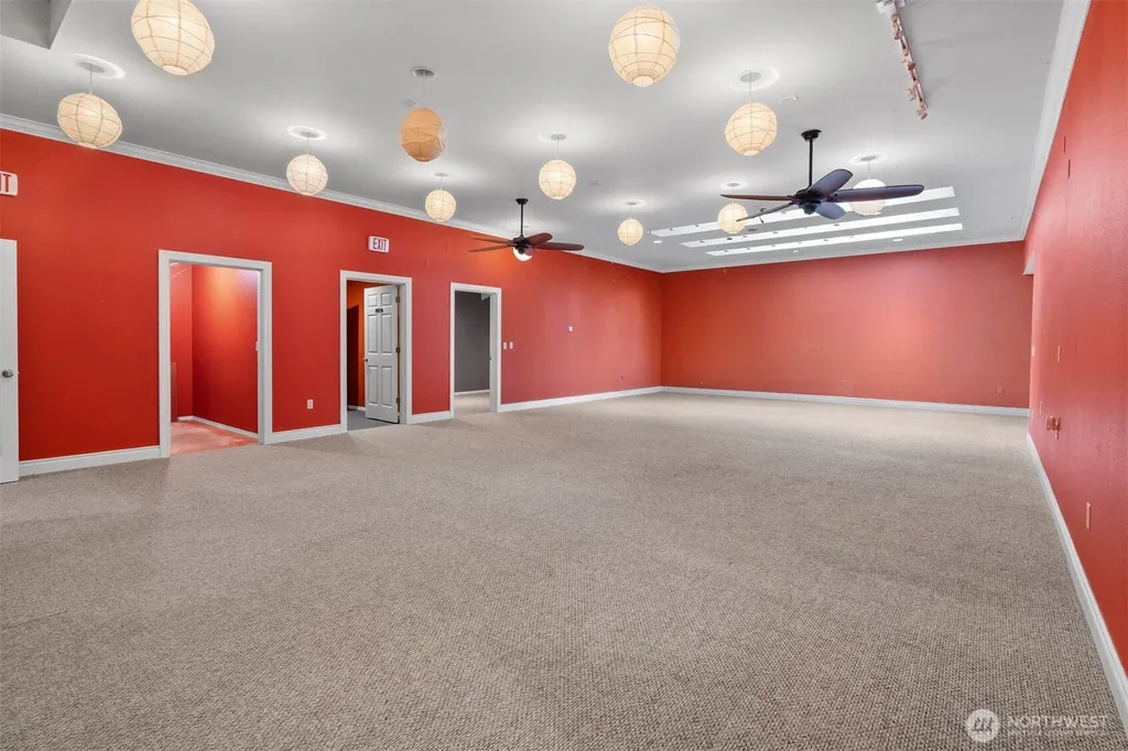 10905 138th Avenue SE Rainier WA 98576