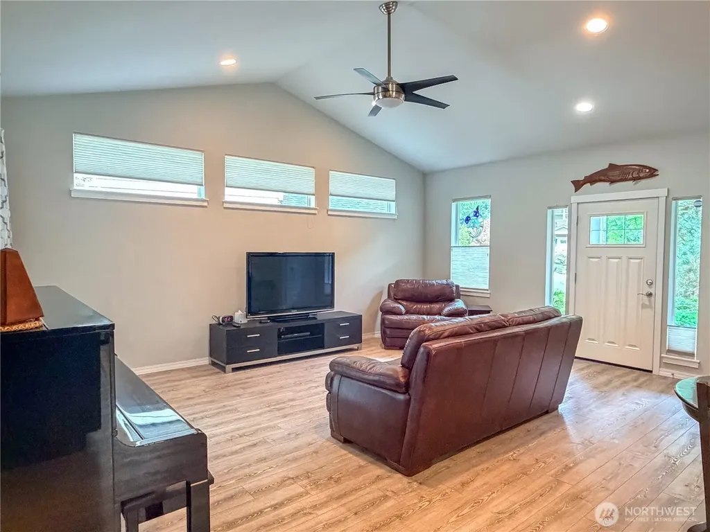 2252 Rosecrans Court Port Townsend WA 98368
