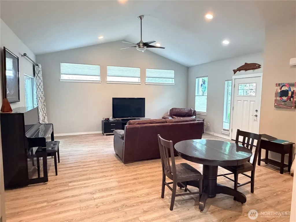 2252 Rosecrans Court Port Townsend WA 98368